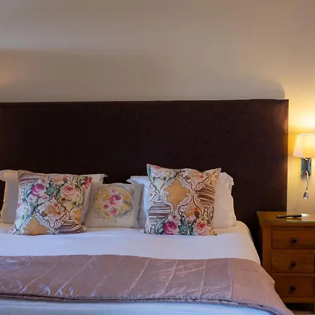 Oak Cottage, Castle Carrock, Luxurious And Characterful 1st Floor With Garden And Hot Tub * Castle Carrock